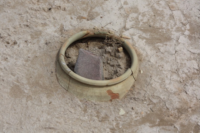 Gonur Depe - buried 5000 yr old pot