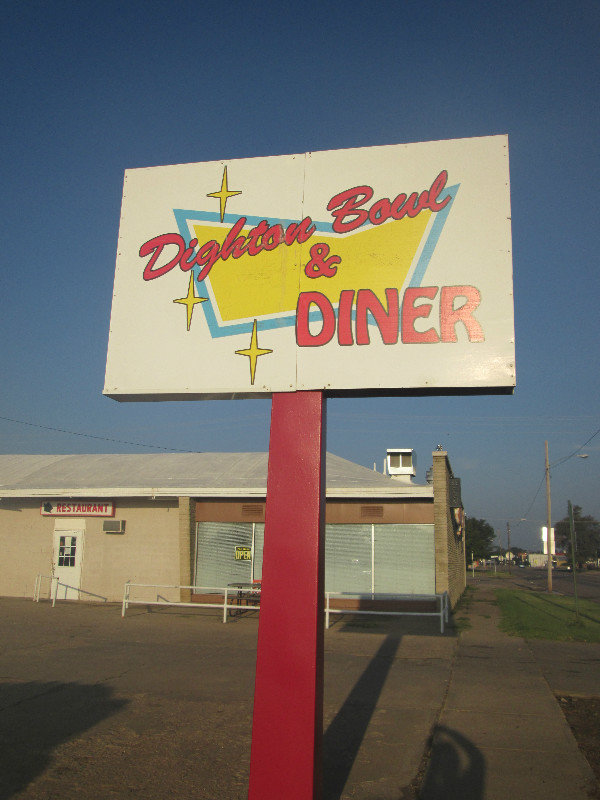 Dighton, Kansas Bowl and Diner