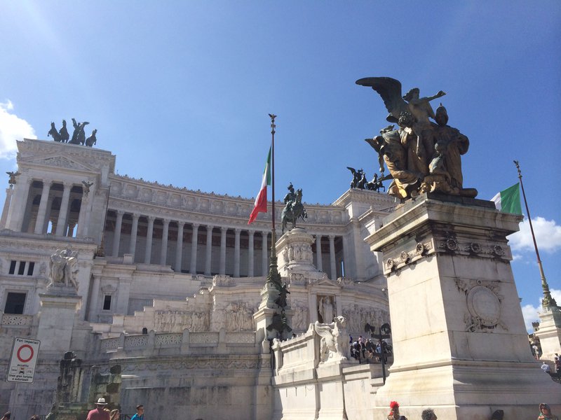 Monument to Vittorio Emanuele II and World War soldiers