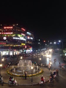 Hanoi by night 