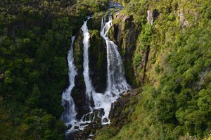 Vodopady mezi mesty Taupo a Napier