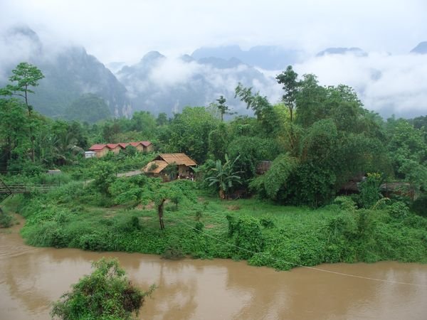 THE COUNTRYSIDE AROUND VANG VIENG