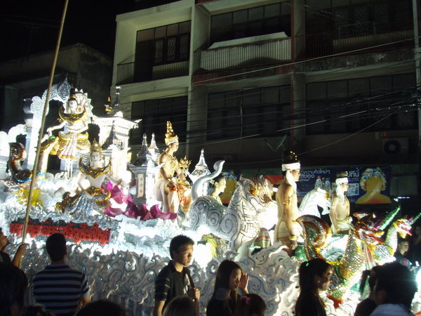 ONE OF THE LOY KRATHONG FLOATS