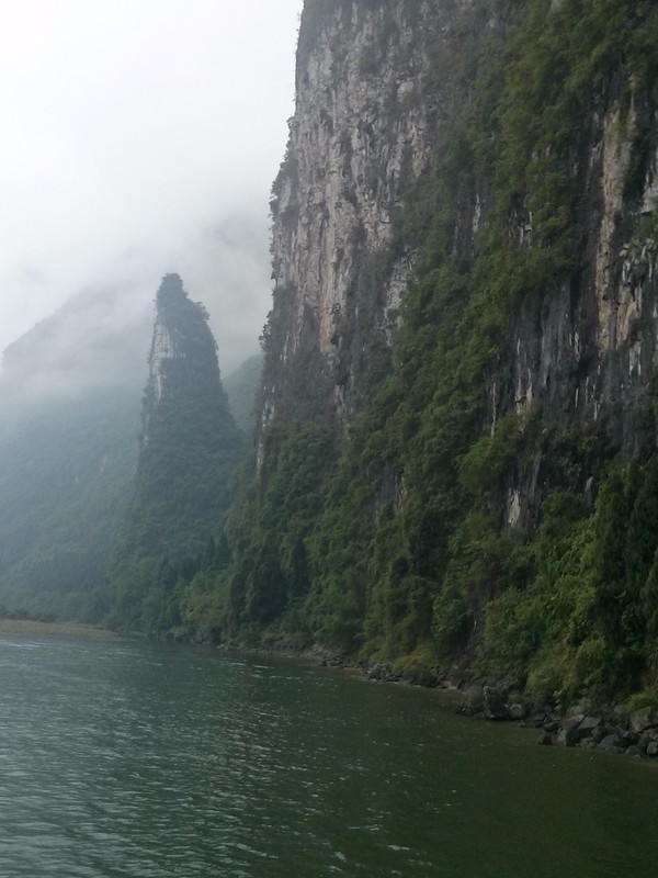 Along the Li Jiang River