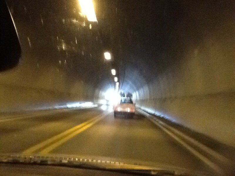 Cool tunnels everywhere 