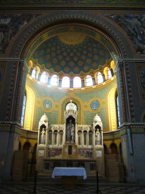 Altar Catedrala Votiva Szeged