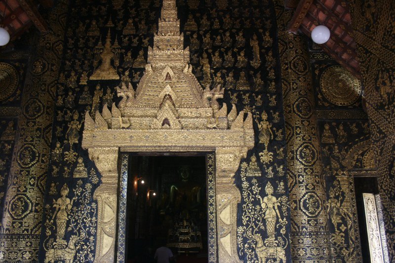 Incredibly ornate temple doorway