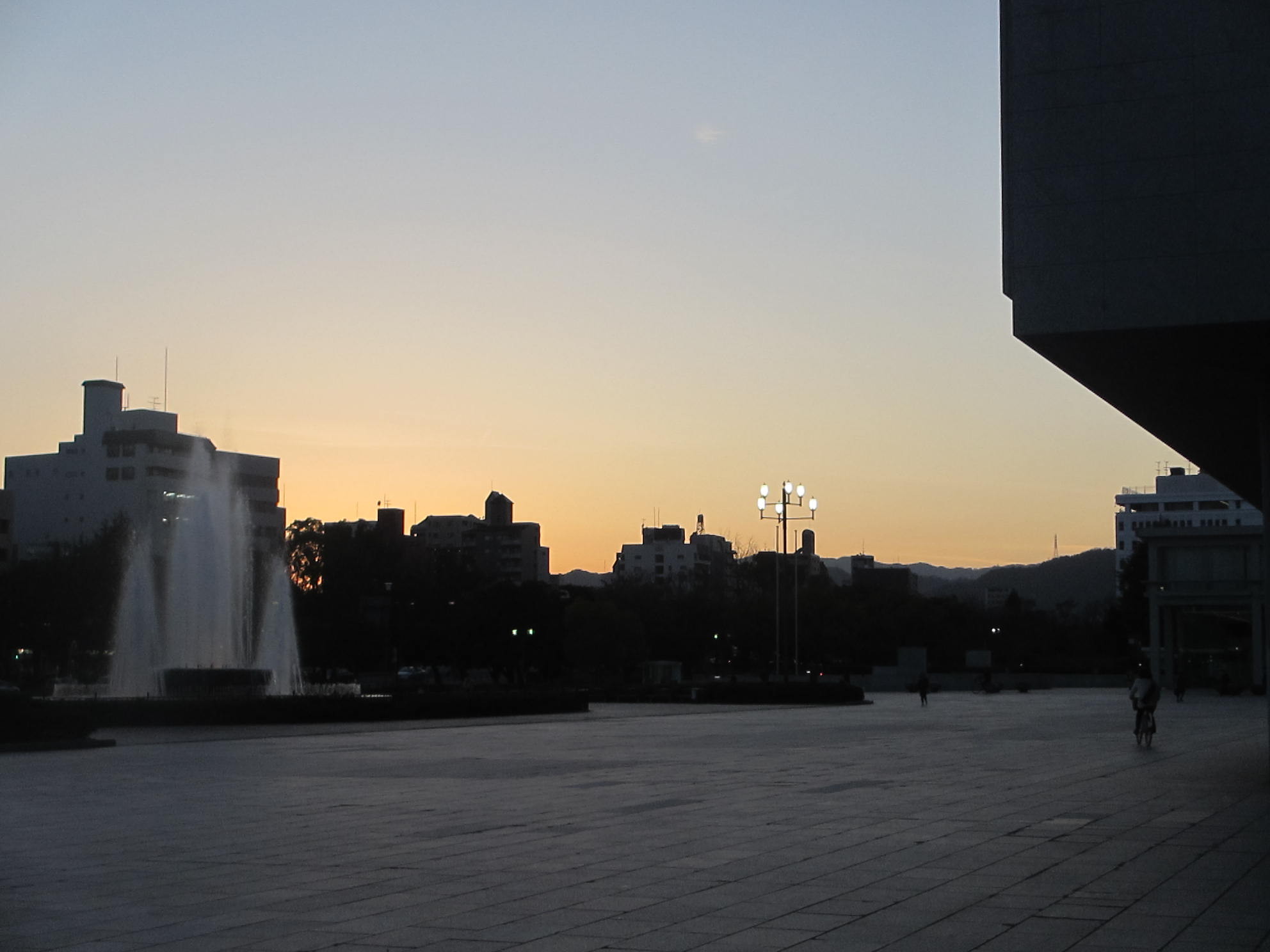 Sunset in Hiroshima | Photo