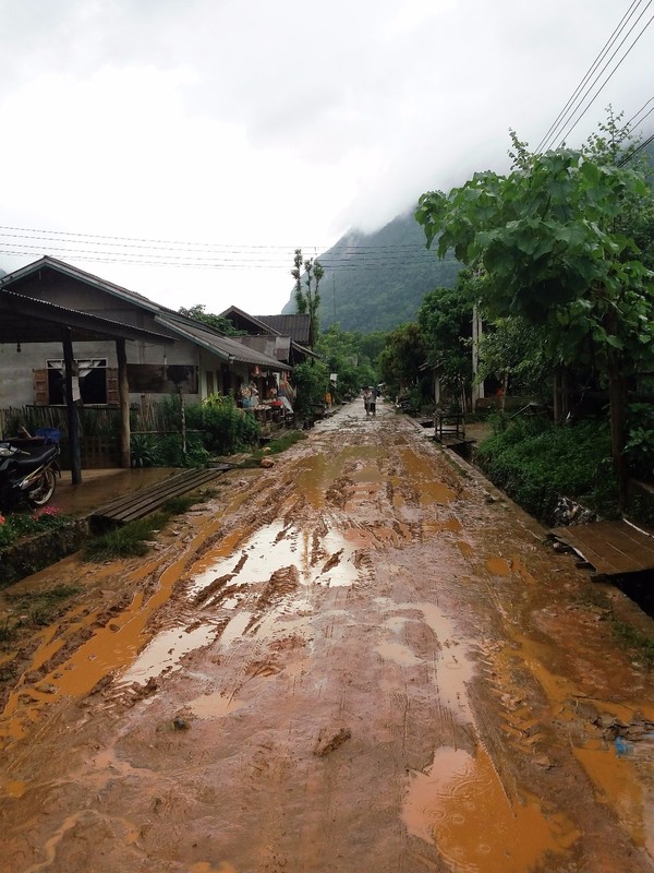 The main road of Muang Ngoi