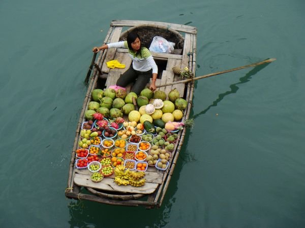 Floating Fruit Shop