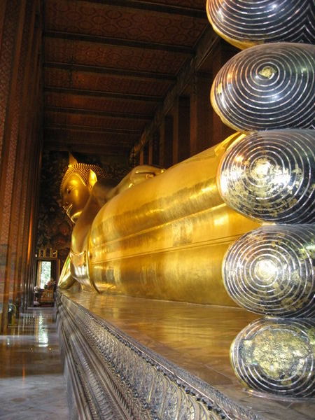 Huge Reclining Buddha