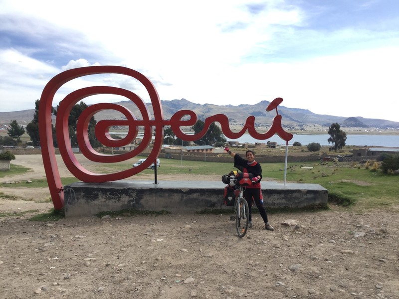 ورود به كشور پرو با نشان ملي پرو 