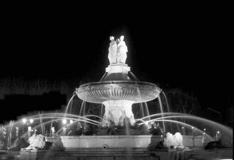 Charles de Gaulle fountain, Aix en Provence