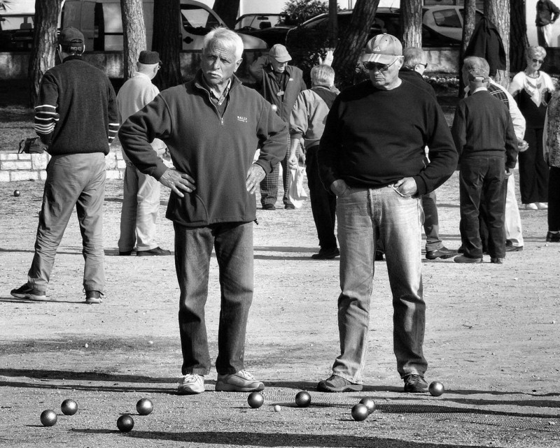 Petanque is serious business in Cannes !