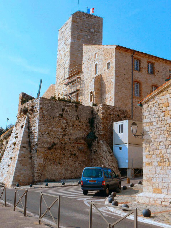 the Grimaldi (rulers of Monaco) Castle with its 85 ft (27m) 11th century watchtower
