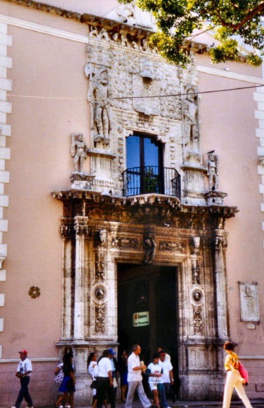 Casa Montejo (1549), the founder's palace, now a major bank