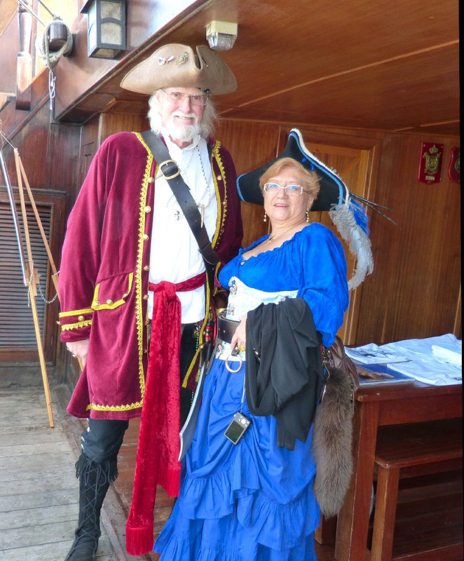 Re-enactors dressed in 1500s costumes, could answer your questions.