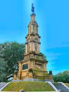 Confederate soldiers' monument (1879).  Be sure to see the introductory text.