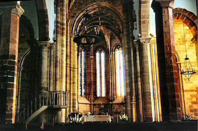 the cathedral's spartan sanctuary, in contrast to most Portuguese churches