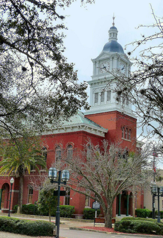 the old Courthouse today