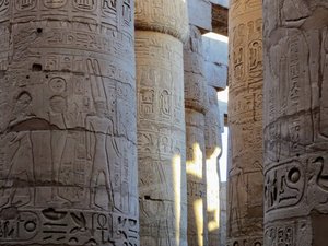 Forêt de colonnes - temple de Karnak
