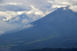 A common Guatemalan skyline