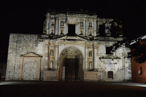Antigua by night