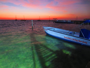 5am and it's time to go diving - Caye Caulker