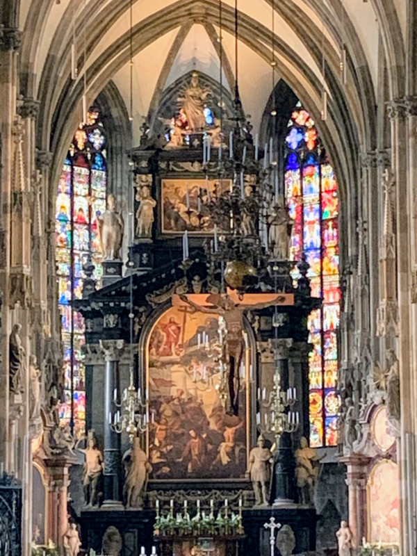 The main alter - St Stephens Cathedral