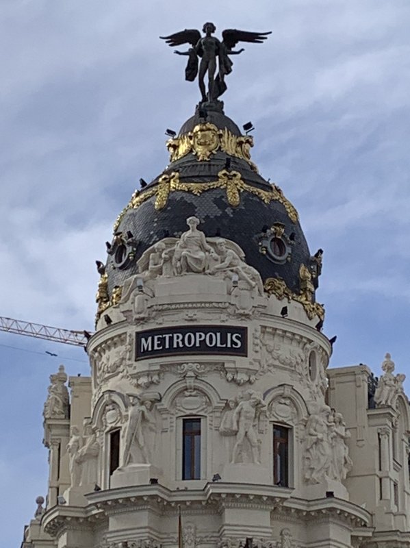 Metropolis Building