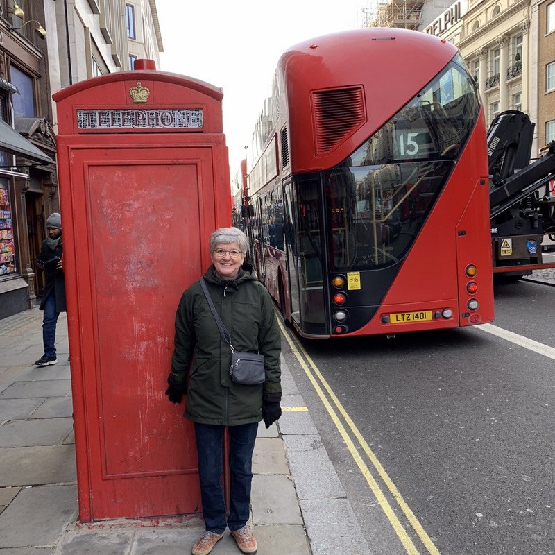 Truly London, the phone box and a double decker!