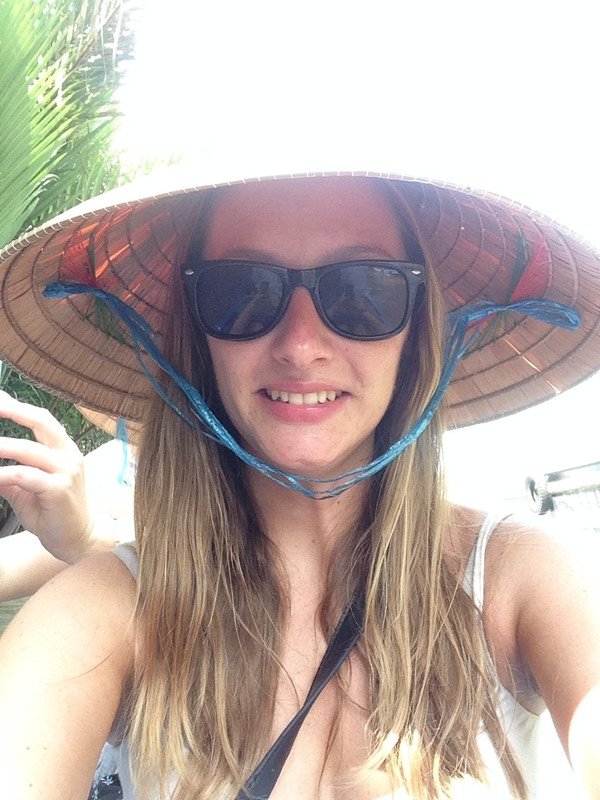 Vietnamese hat selfie 