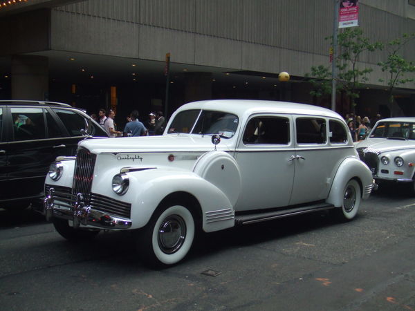 Classic Car on Broadway!