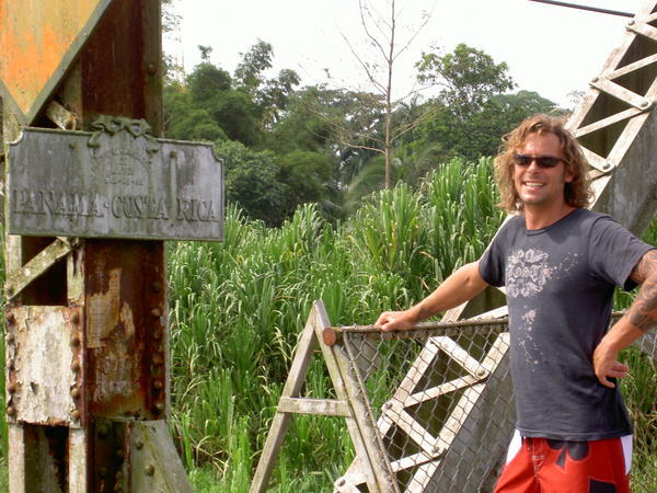 Ian at border Costa Rica - Panama