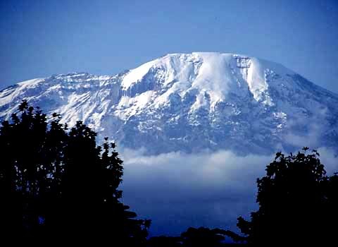 Machame kilimanjaro snow