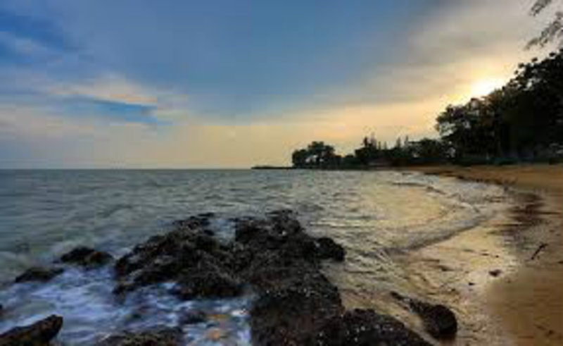 Tanjung Kling Beach