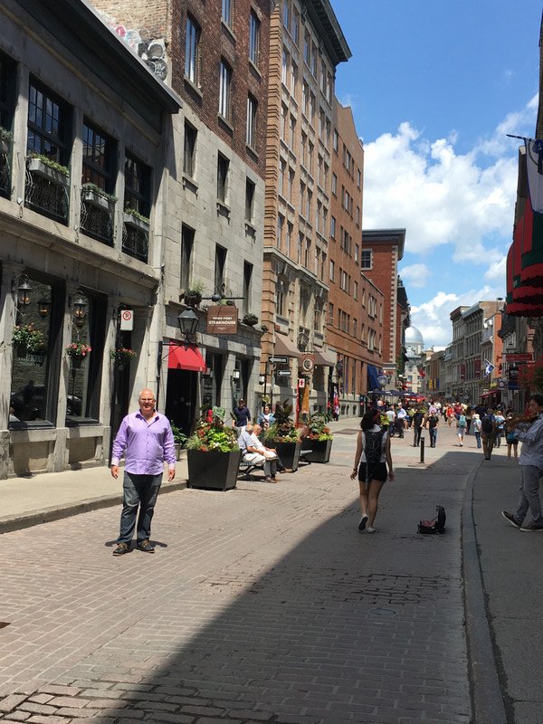 Walking around Old Montreal