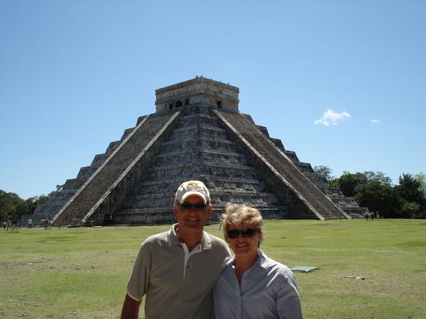 Bill & Marjie in front of el Castillo