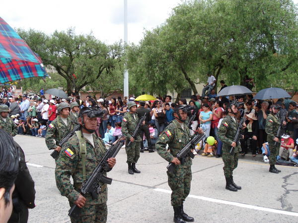 Soldiers on paraade