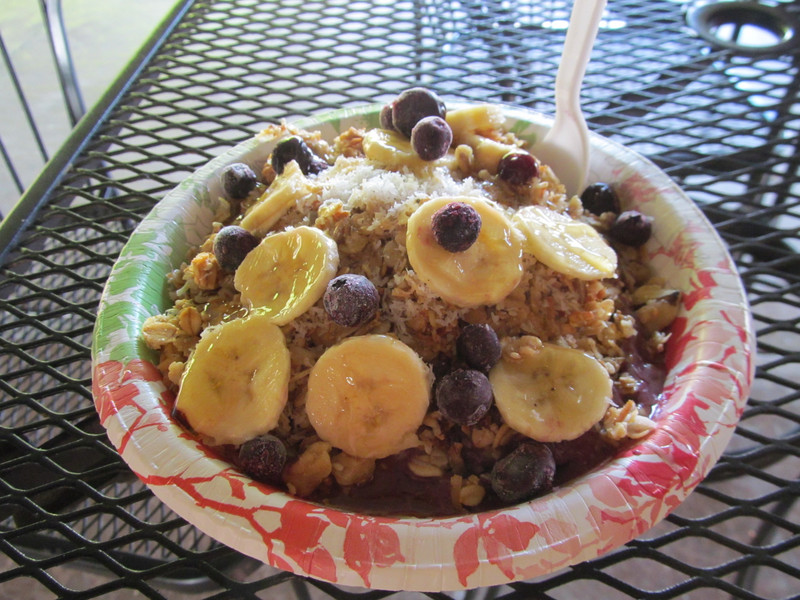 Den på-alle-caféer-i-Hawaii-allestedsnærværende acai bowl