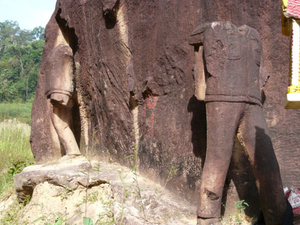 Khmer Rouge sculpture