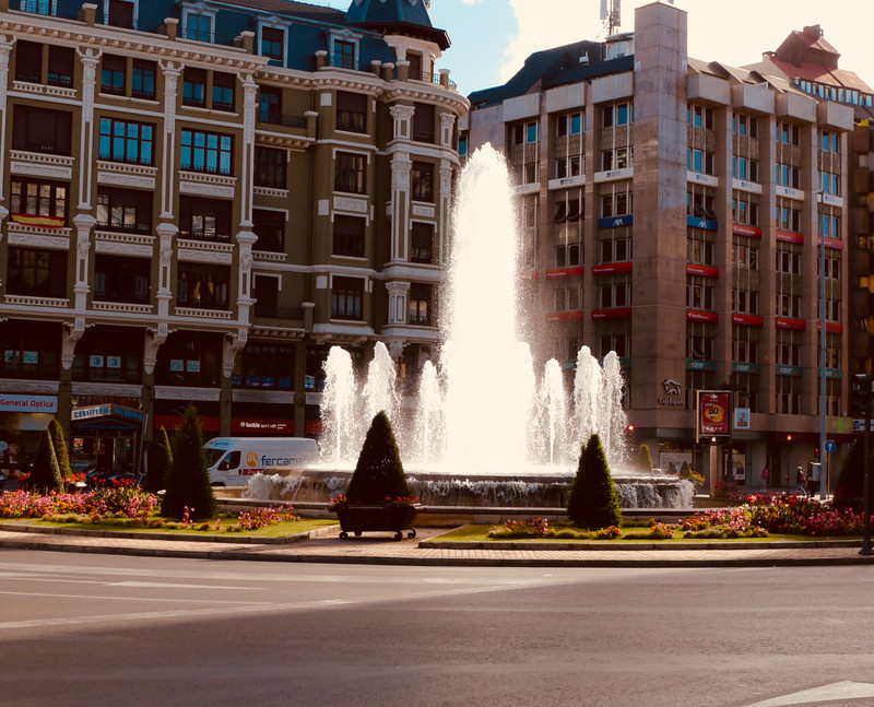 Fountain At Plaza San Domingo