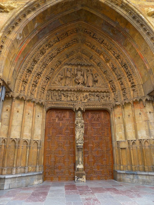 Cathedral Doors, León 