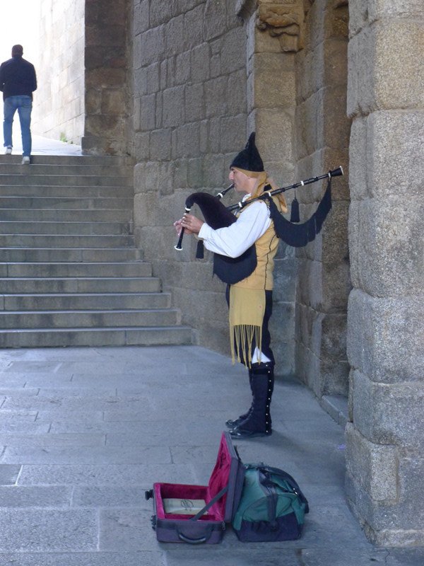 The Galician Piper Welcomes The Weary.