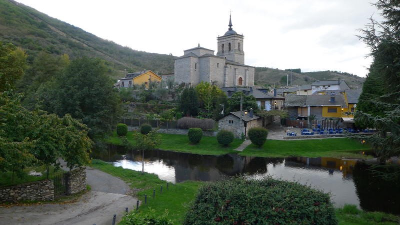 Molinaseca : A beautiful village.