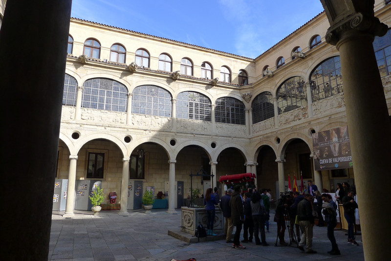 Courtyard of Palacio de los Guzmanes