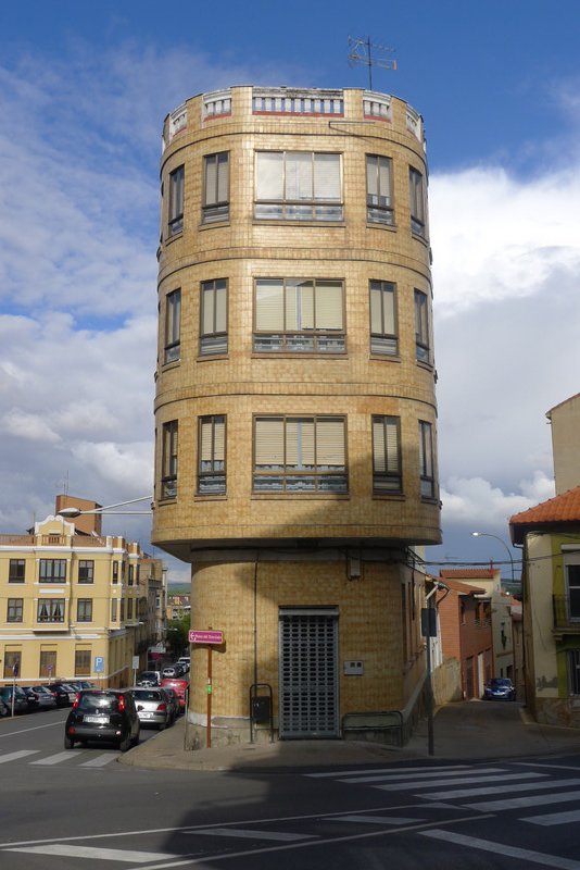 A Gawdy Building 