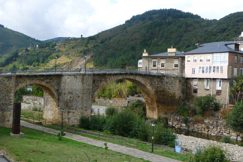 The Bridge On The Rio Búrbia, Villafranca 