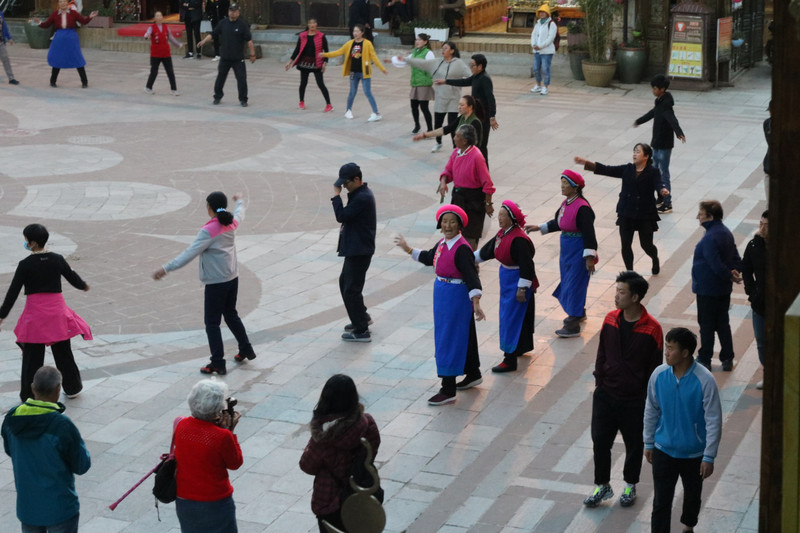 Dancing in the square, Shangri-La Old Town