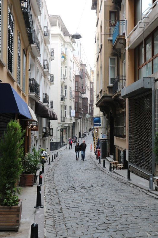 Beyoğlu street